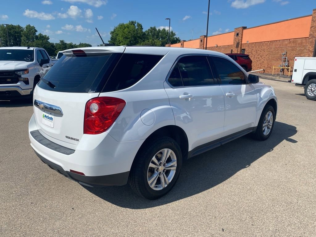 2015 Chevrolet Equinox LS photo 3