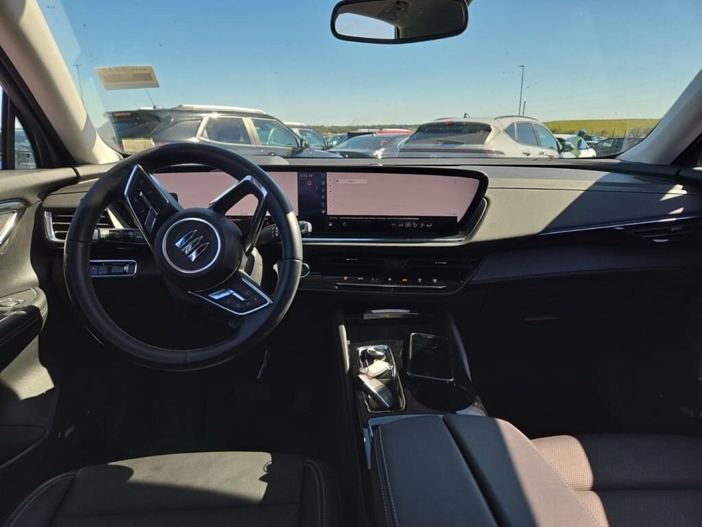 Used 2024 Buick Envision Preferred SUV