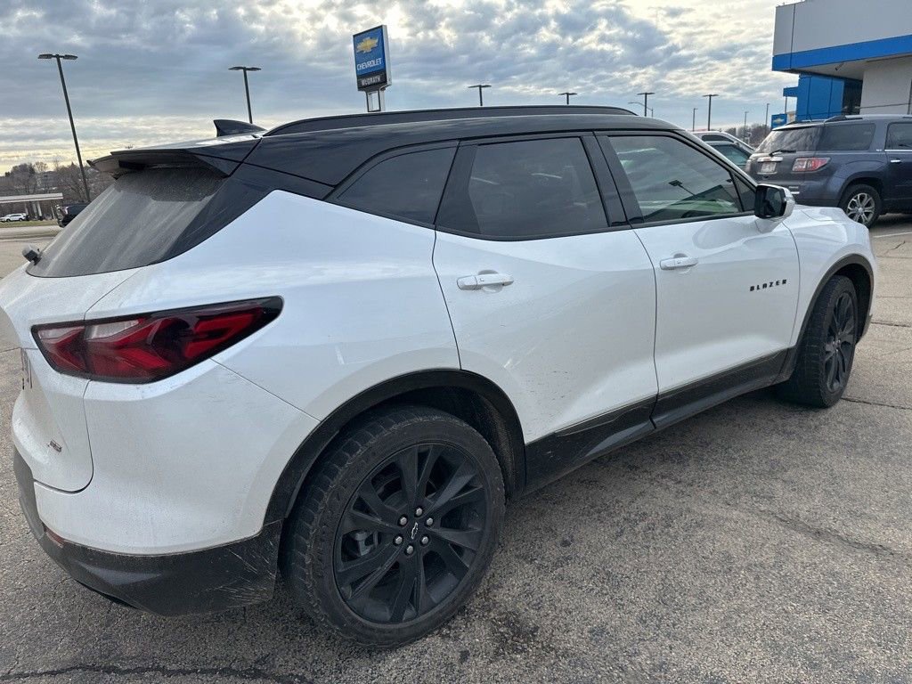 2022 Chevrolet Blazer RS photo 3