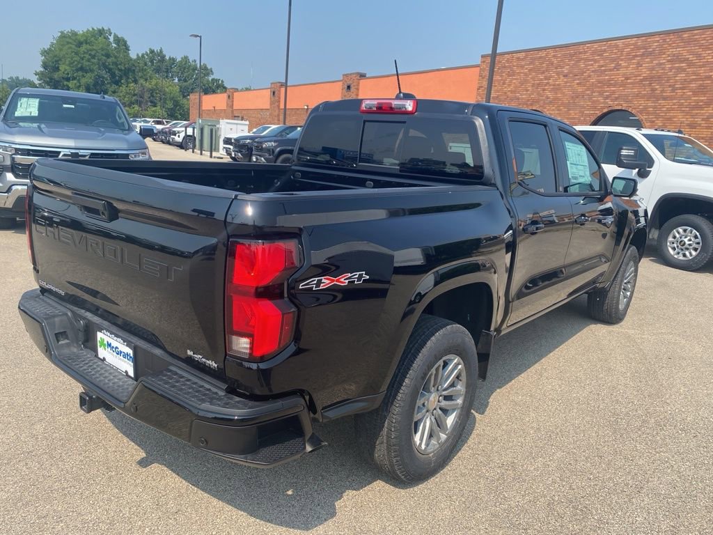 2026 Chevrolet Colorado LT photo 3