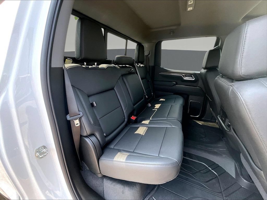 2026 Chevrolet Silverado 1500 LT - Photo 16