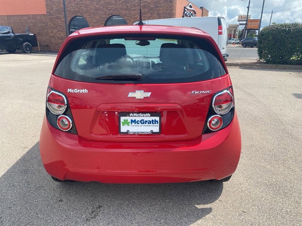 2013 Chevrolet Sonic LS photo 4