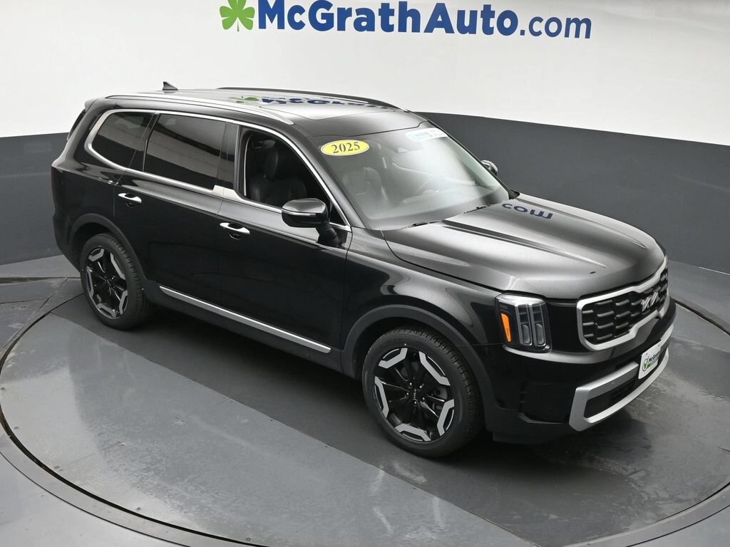 Used 2025 Kia Telluride S SUV