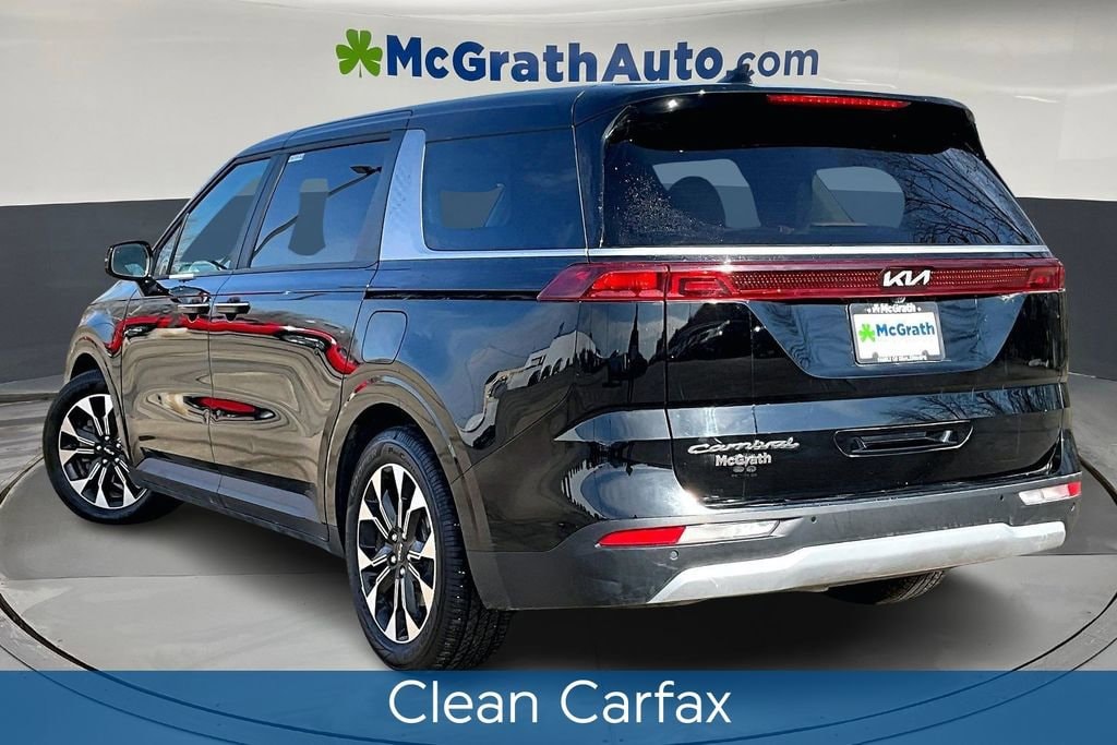 Used 2022 Kia Carnival EX MPV