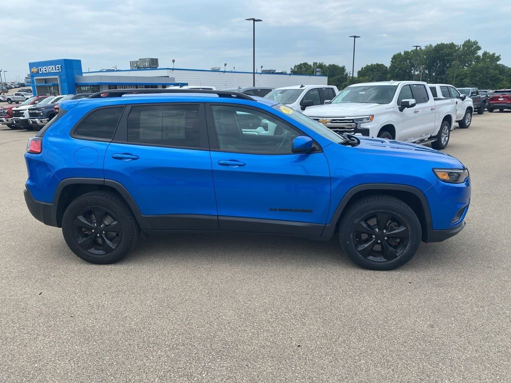 2020 Jeep Cherokee Altitude photo 2