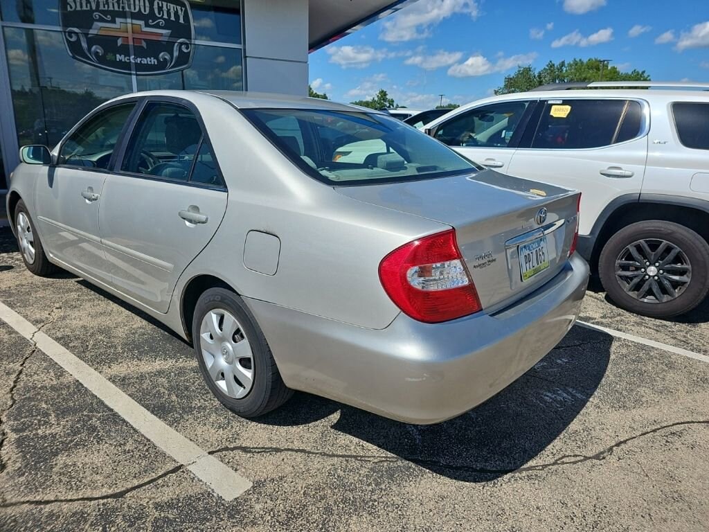 Used 2004 Toyota Camry LE Sedan