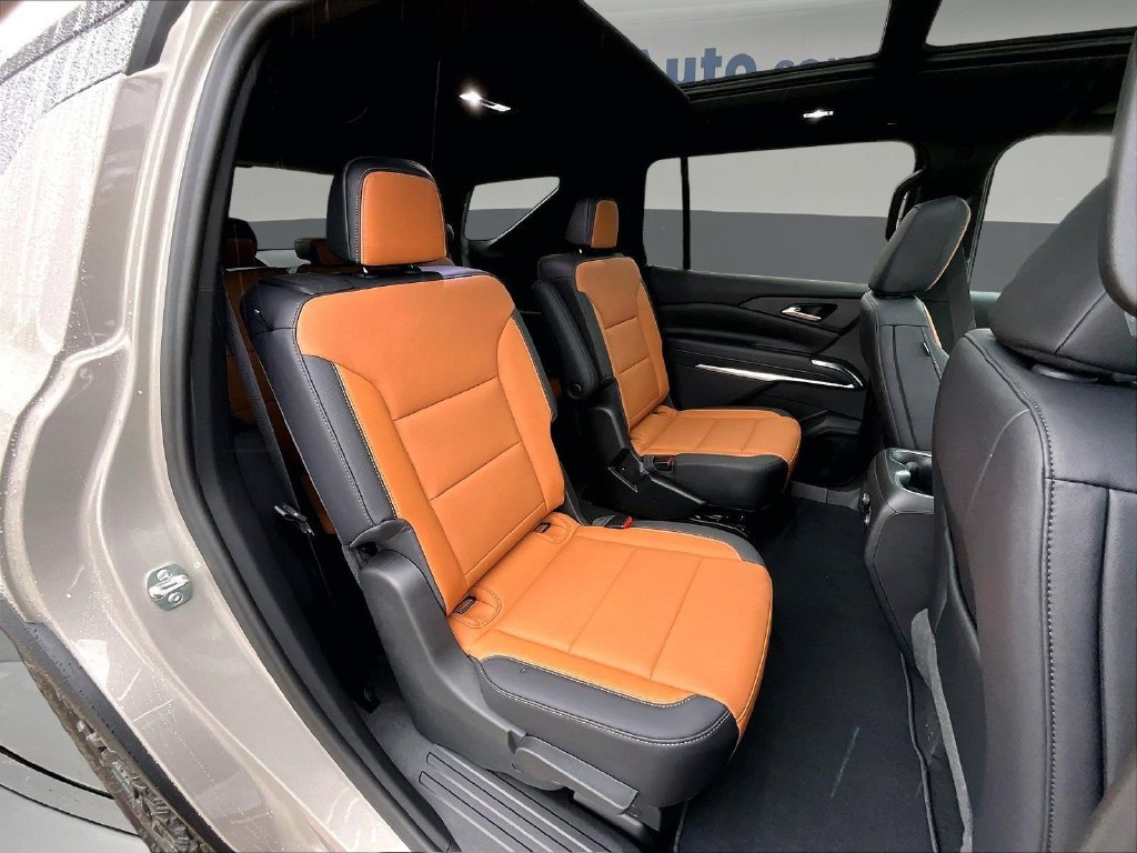 2027 Chevrolet Traverse Z71 - Photo 16