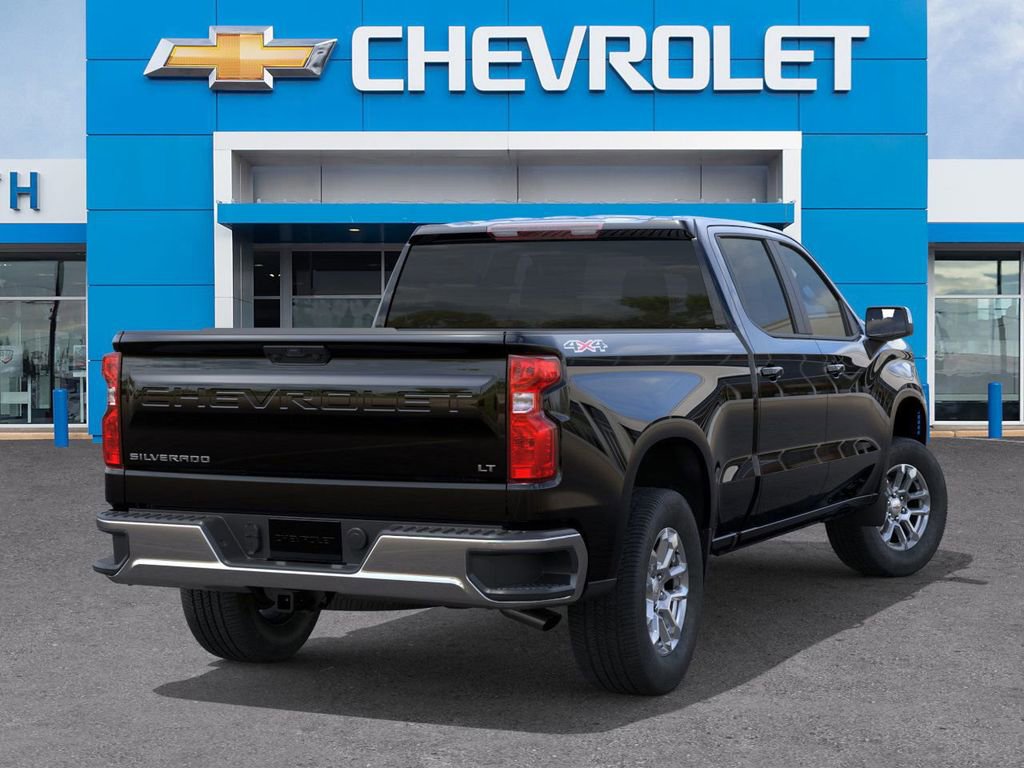 2026 Chevrolet Silverado 1500 LT photo 3