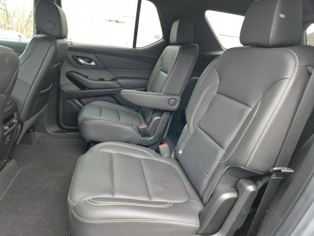 Used 2023 Chevrolet Traverse LT Leather SUV