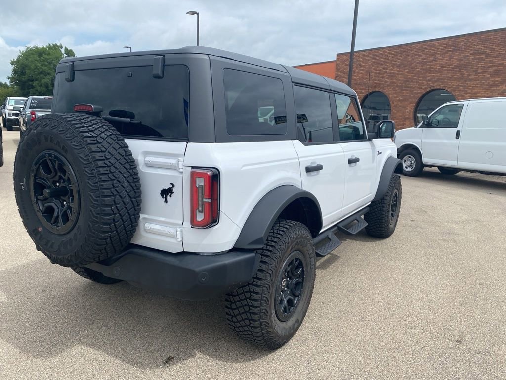 2024 Ford Bronco Wildtrak photo 3