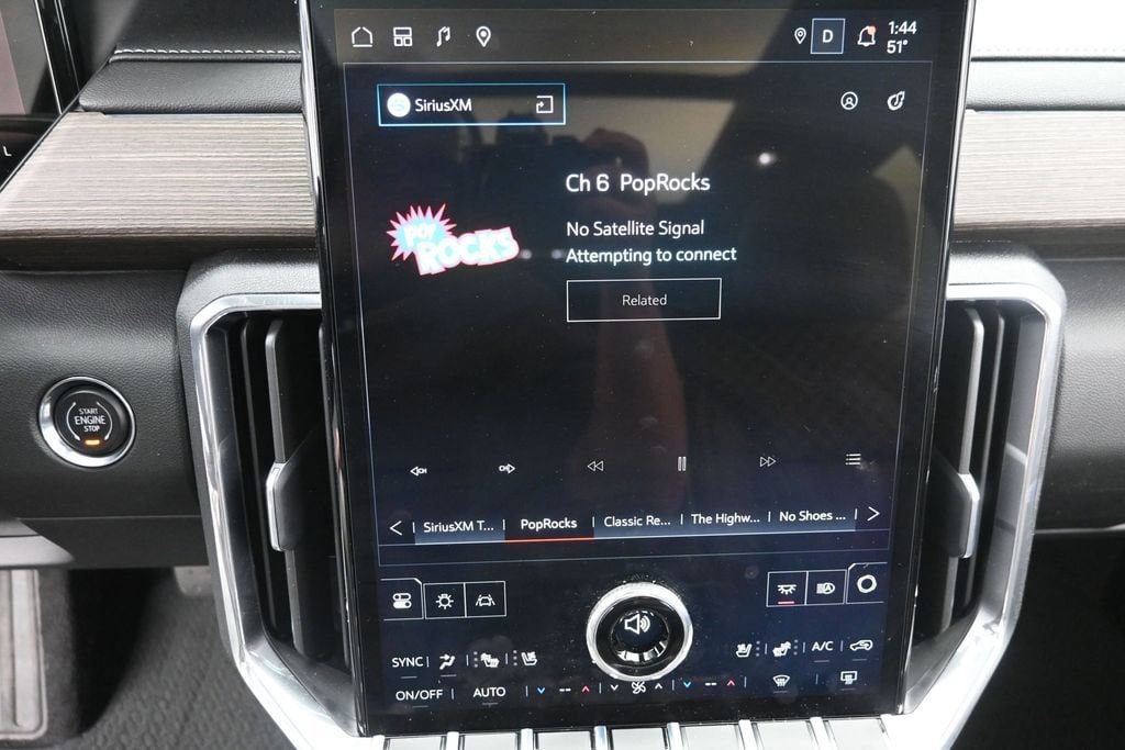 2026 GMC Acadia Denali - Photo 21