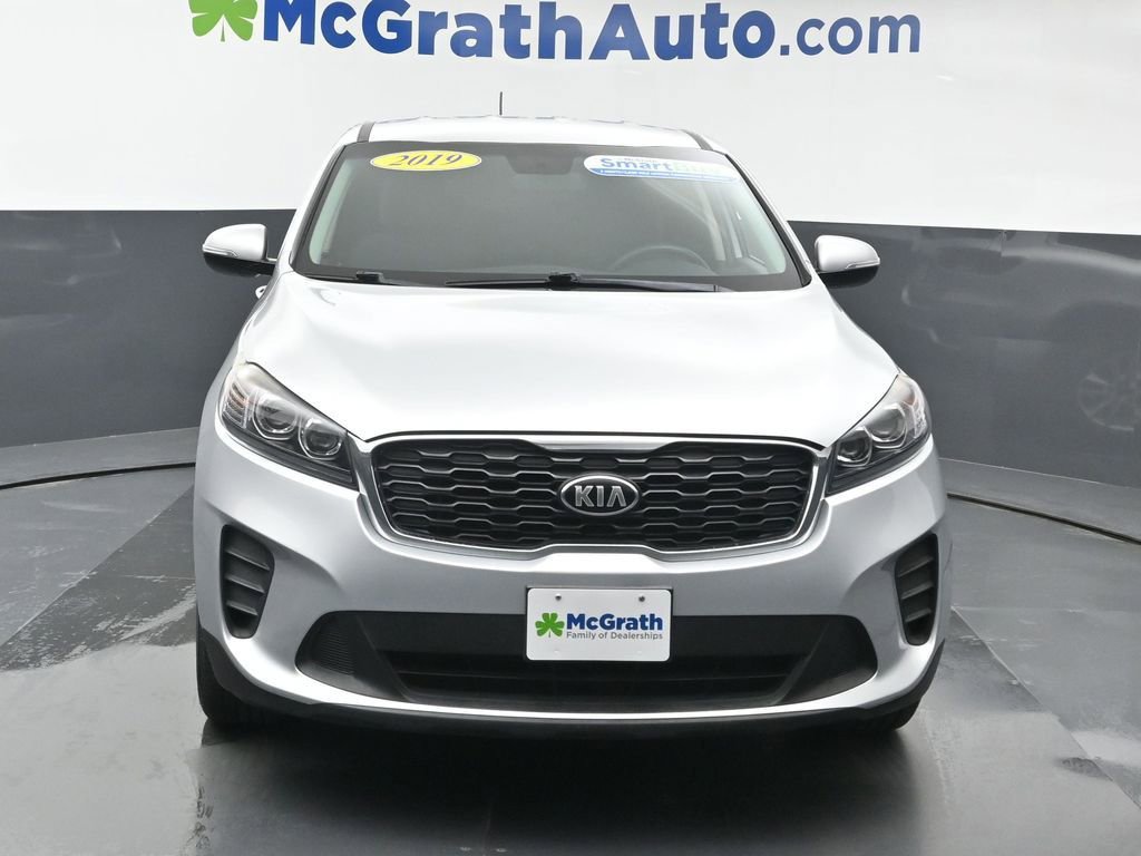 2019 Kia Sorento LX photo 3