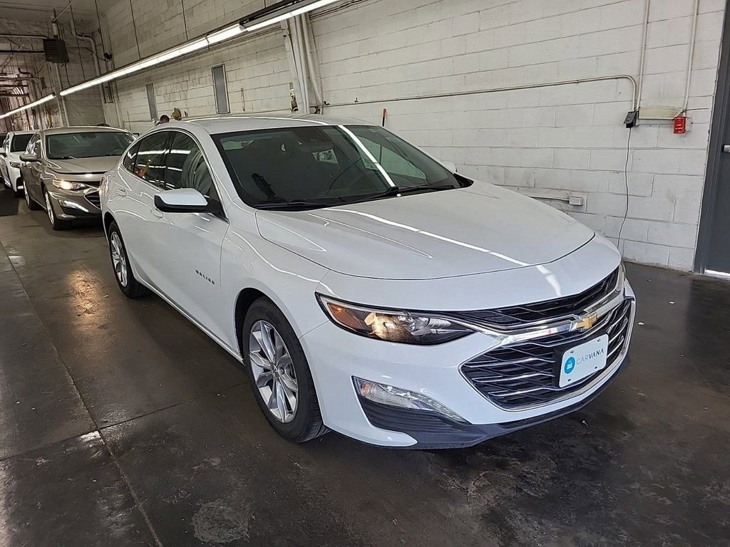 Used 2023 Chevrolet Malibu 1LT with VIN 1G1ZD5ST6PF226480 for sale in Dubuque, IA