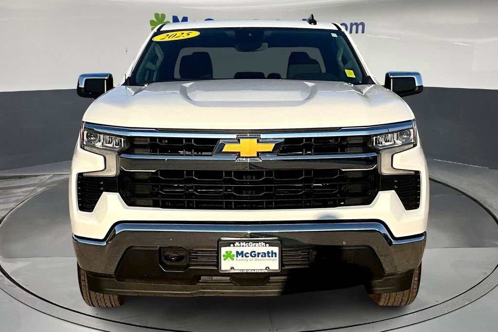 2025 Chevrolet Silverado 1500 LT photo 2