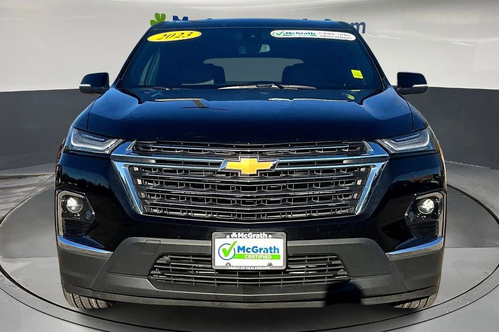 2023 Chevrolet Traverse Leather photo 2