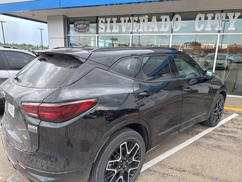2023 Chevrolet Blazer RS photo 4