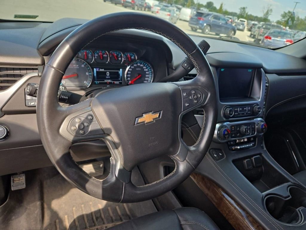 2018 Chevrolet Tahoe LT Z71 photo 2