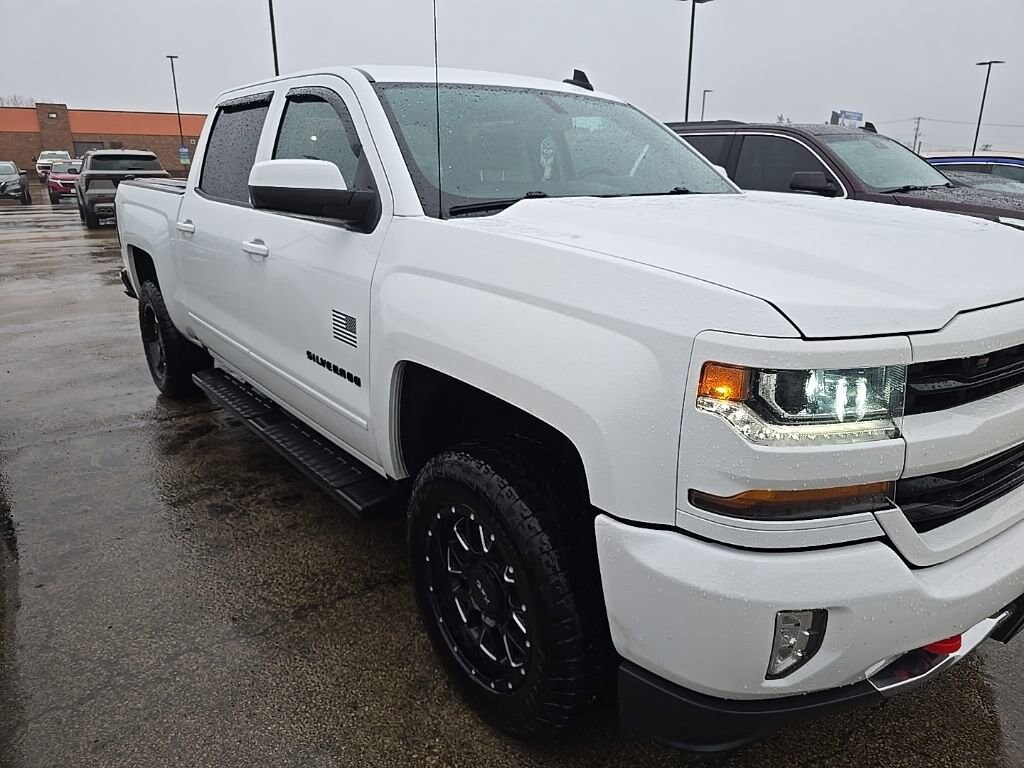 Used 2018 Chevrolet Silverado 1500 LT Truck Crew Cab