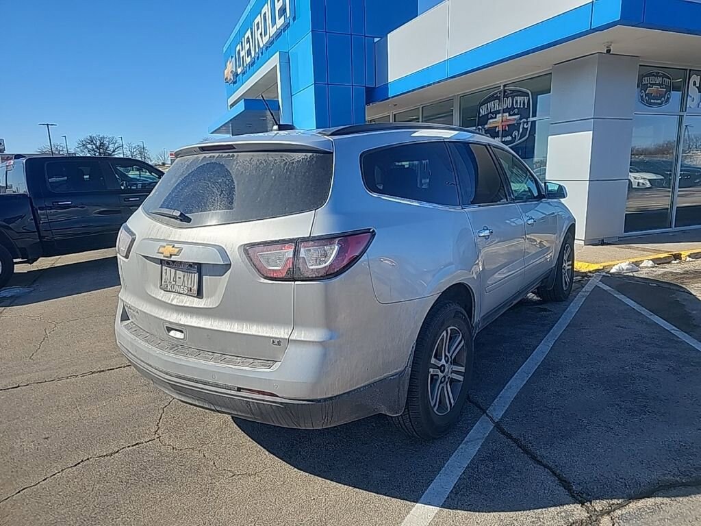 Used 2017 Chevrolet Traverse LT SUV