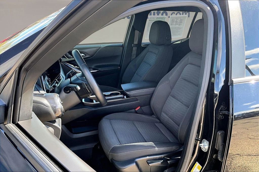 2025 Chevrolet Equinox LT - Photo 25