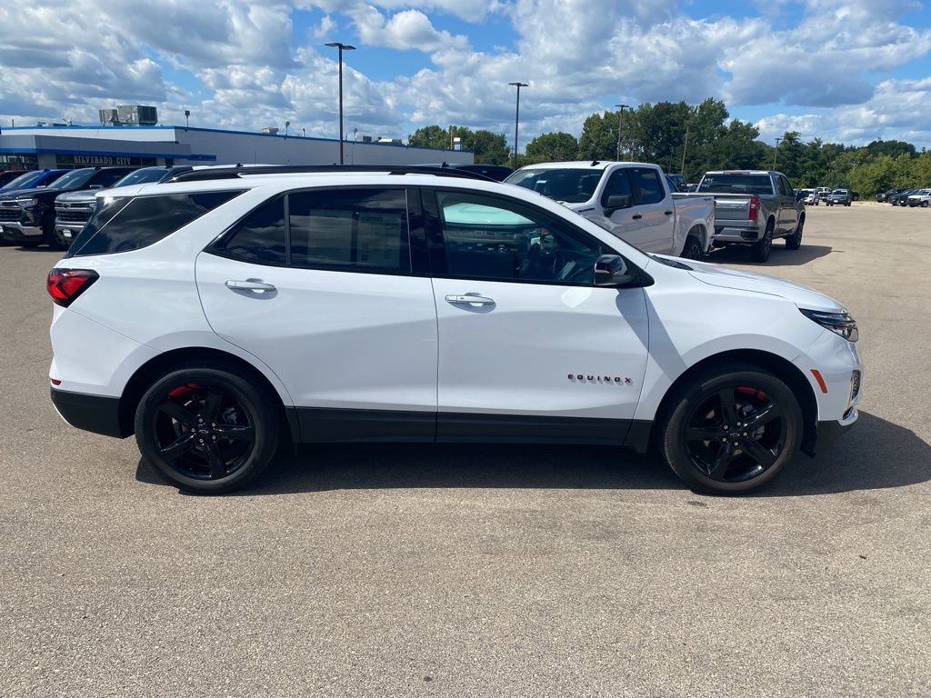 2022 Chevrolet Equinox Premier photo 2