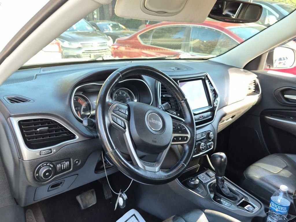 2019 Jeep Cherokee Limited photo 3