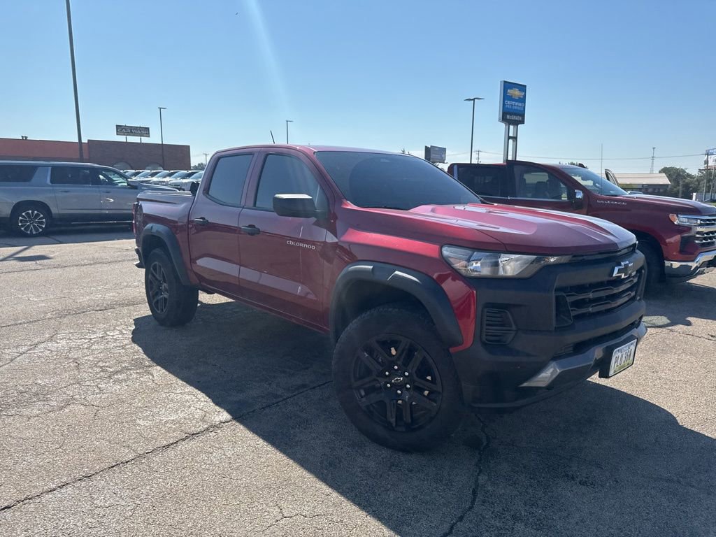2024 Chevrolet Colorado Trail Boss photo 3