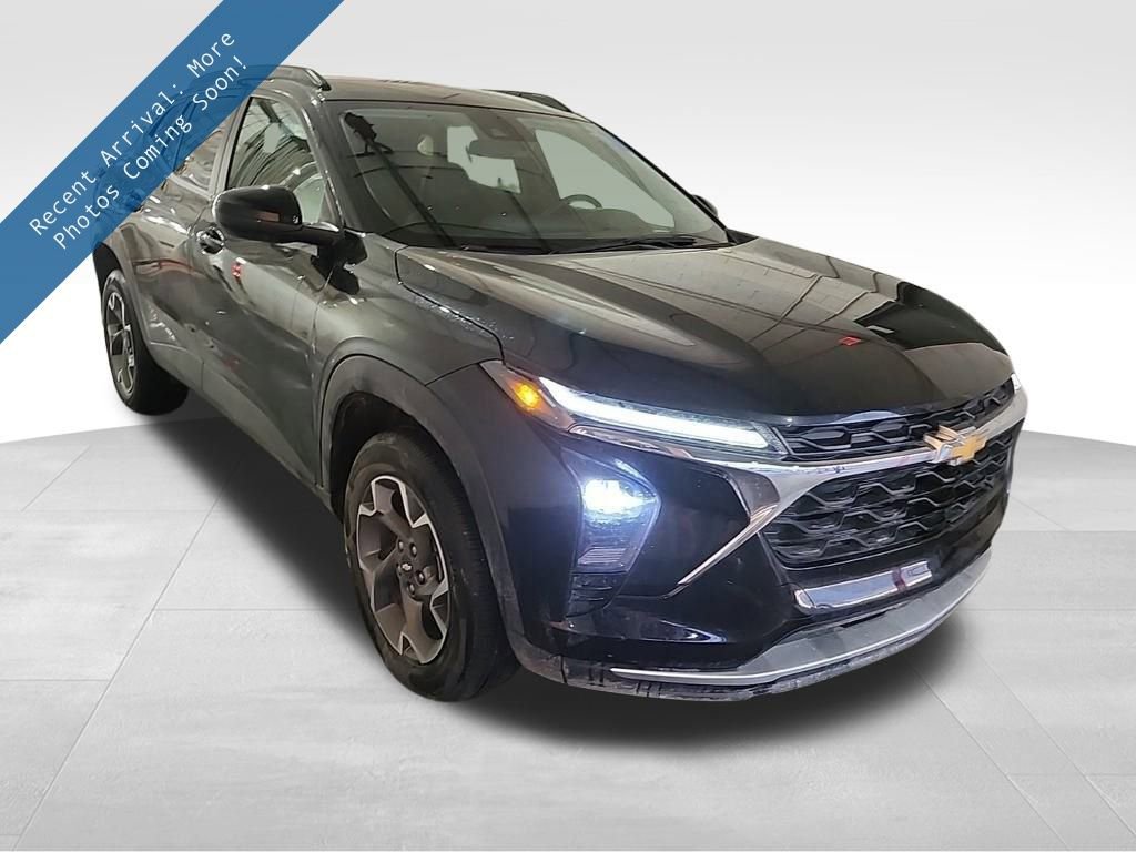 2025 Chevrolet Trax SUV 