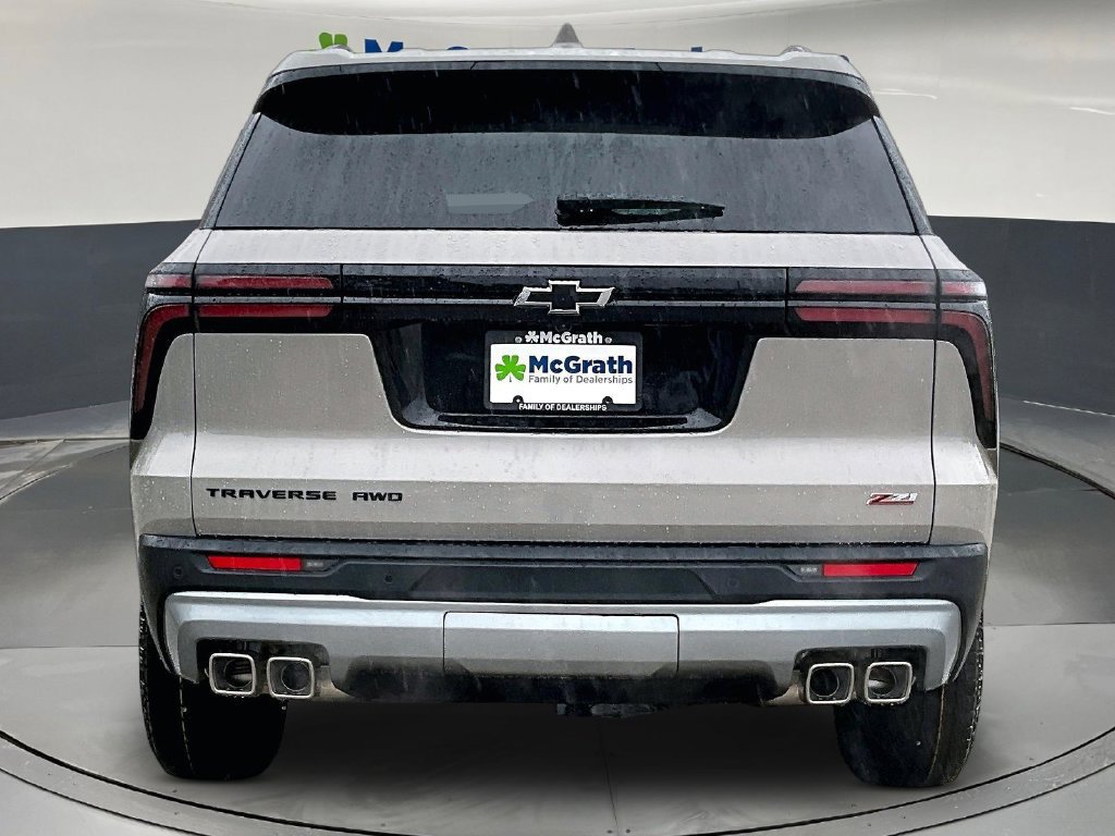 2027 Chevrolet Traverse Z71 - Photo 6