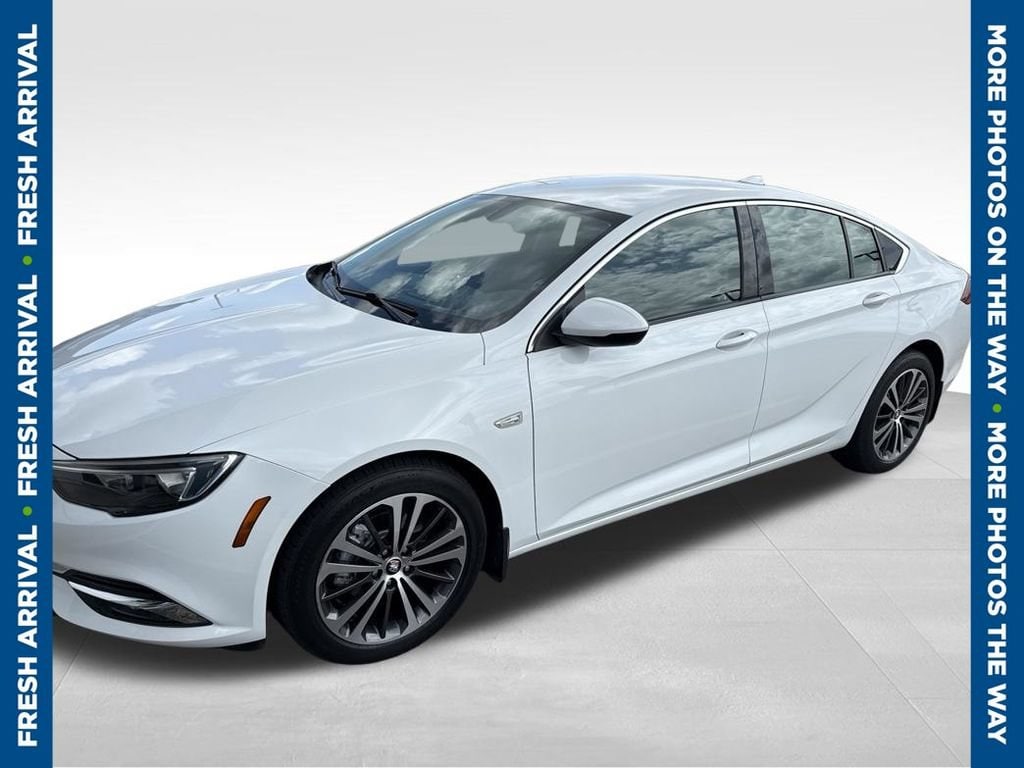 Used 2018 Buick Regal Sportback Essence Hatchback