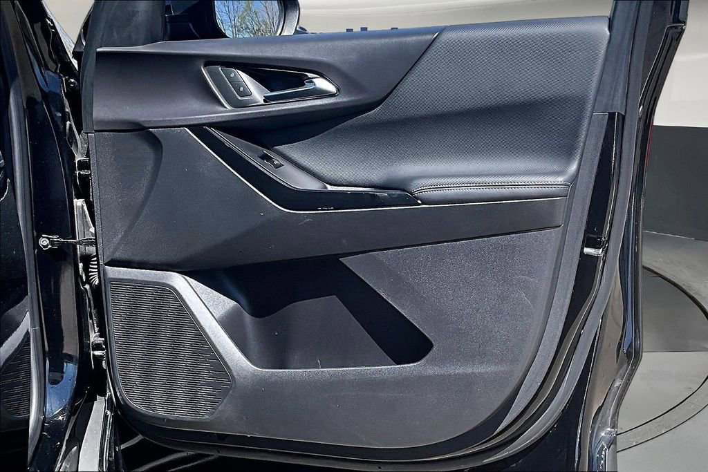 2025 Chevrolet Equinox LT - Photo 31
