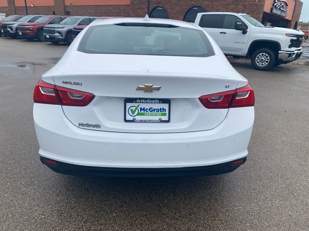 2023 Chevrolet Malibu 1LT photo 4