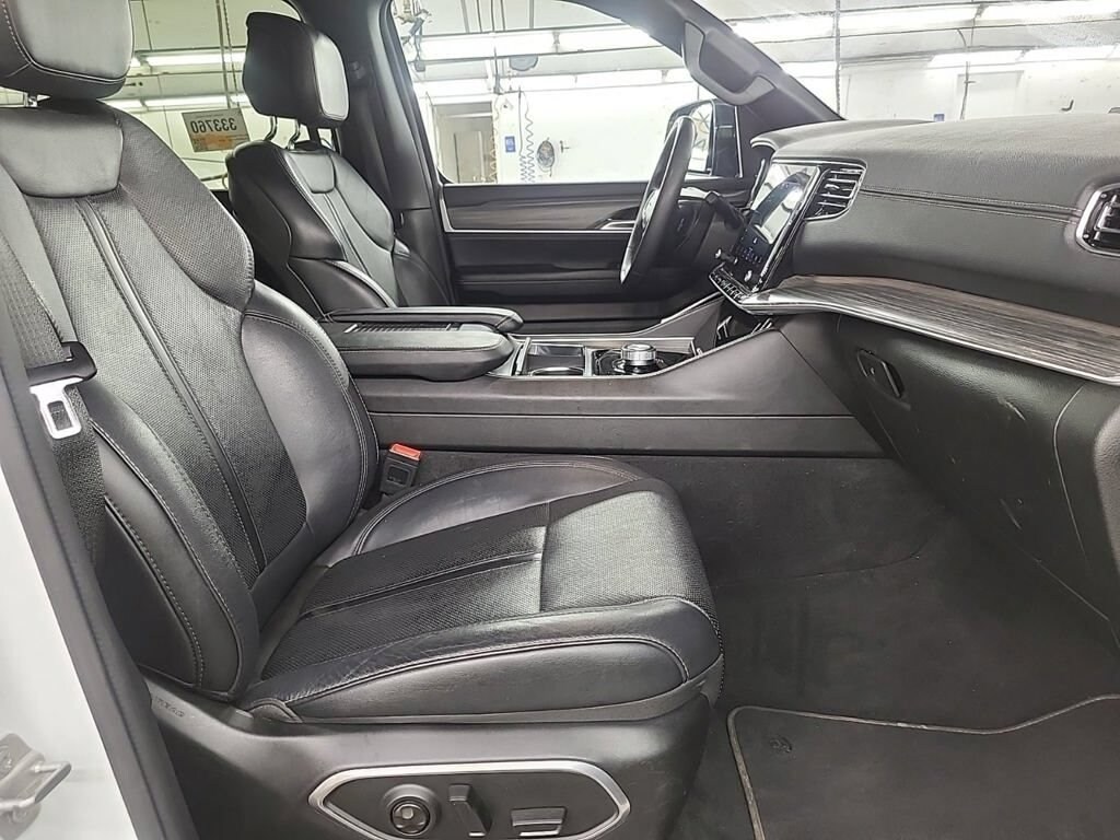 Used 2024 Jeep Wagoneer Series II SUV