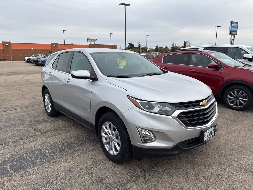 2020 Chevrolet Equinox LT photo 3