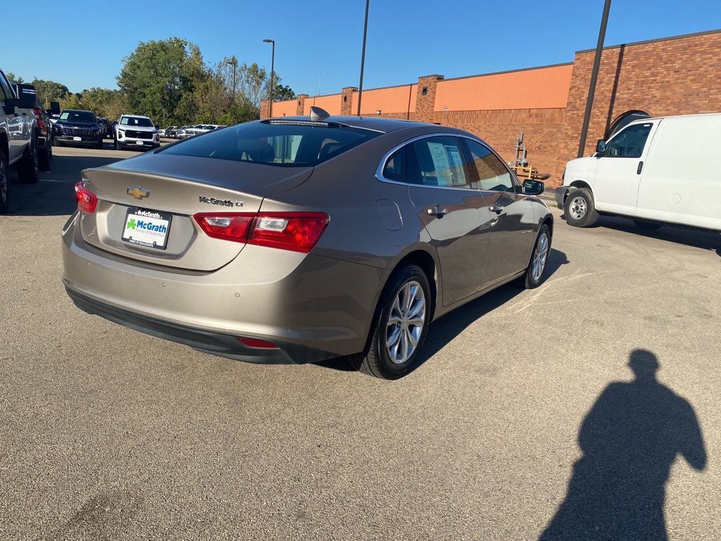 2024 Chevrolet Malibu 1LT photo 3