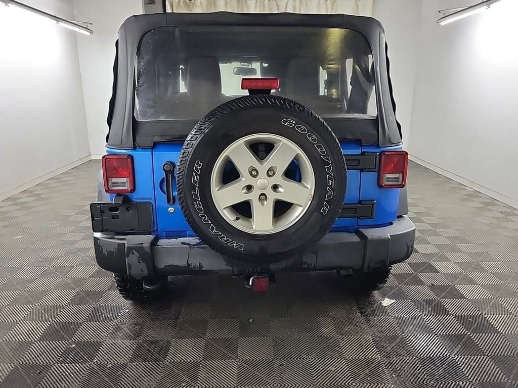 2015 Jeep Wrangler Sport photo 3