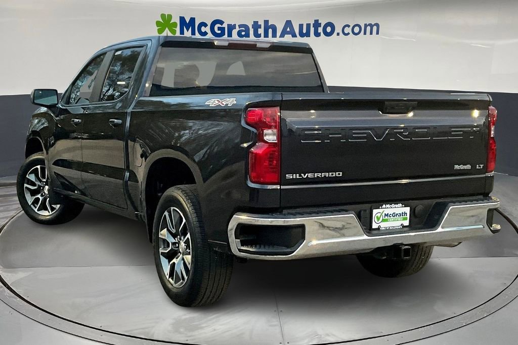 2022 Chevrolet Silverado 1500 LT photo 4