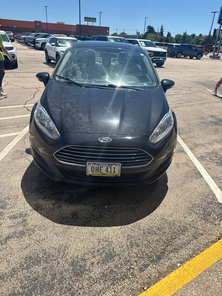 Used 2014 Ford Fiesta SE with VIN 3FADP4BJ6EM148089 for sale in Dubuque, IA