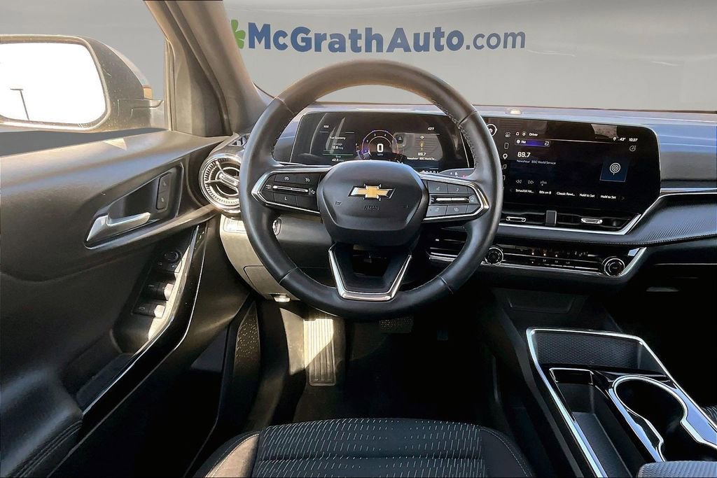2025 Chevrolet Equinox LT - Photo 11