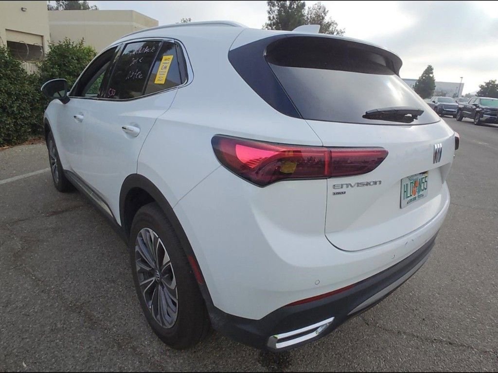 2025 Buick Envision Preferred photo 3