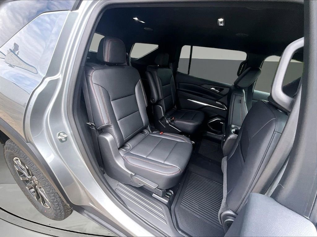 2026 Chevrolet Traverse Z71 - Photo 12