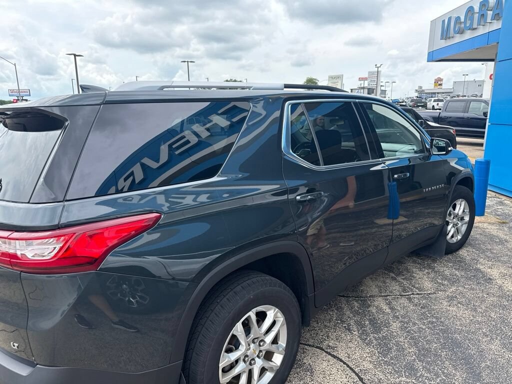 Used 2018 Chevrolet Traverse LT Cloth SUV