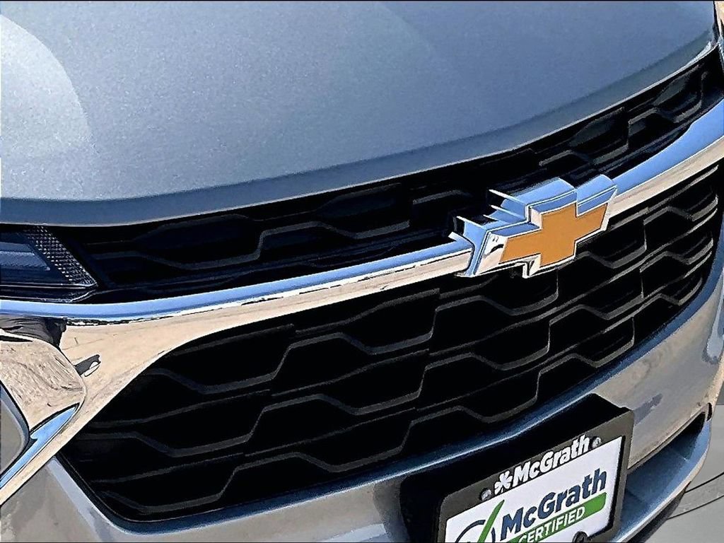 2025 Chevrolet Trax LT - Photo 33