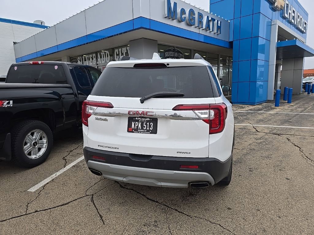 2022 Gmc Acadia SLT photo 2