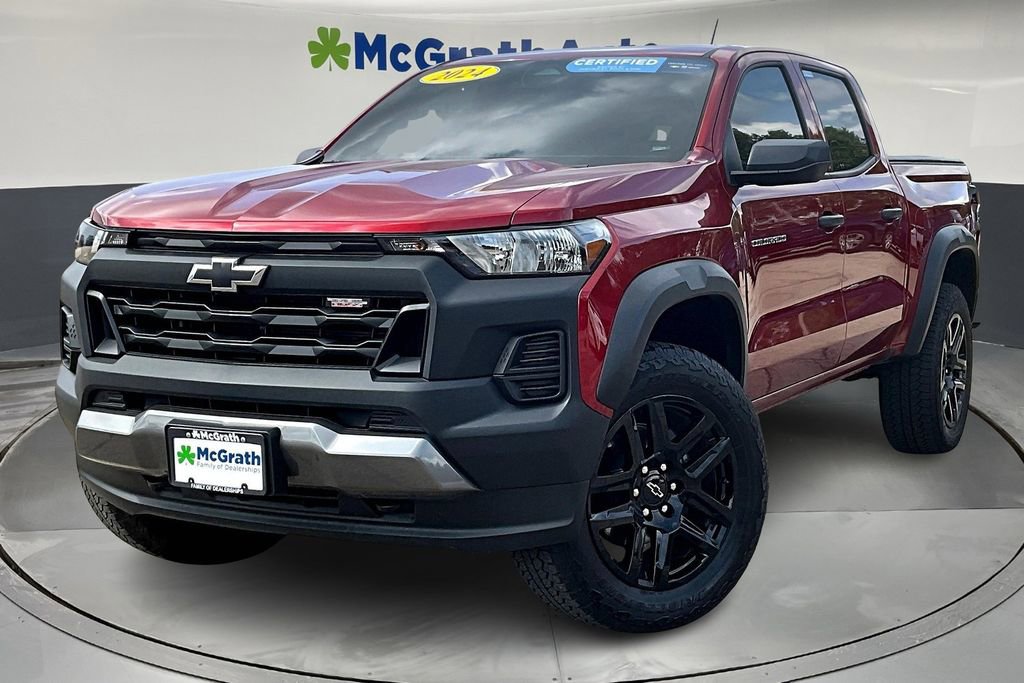 2024 Chevrolet Colorado Trail Boss photo 3