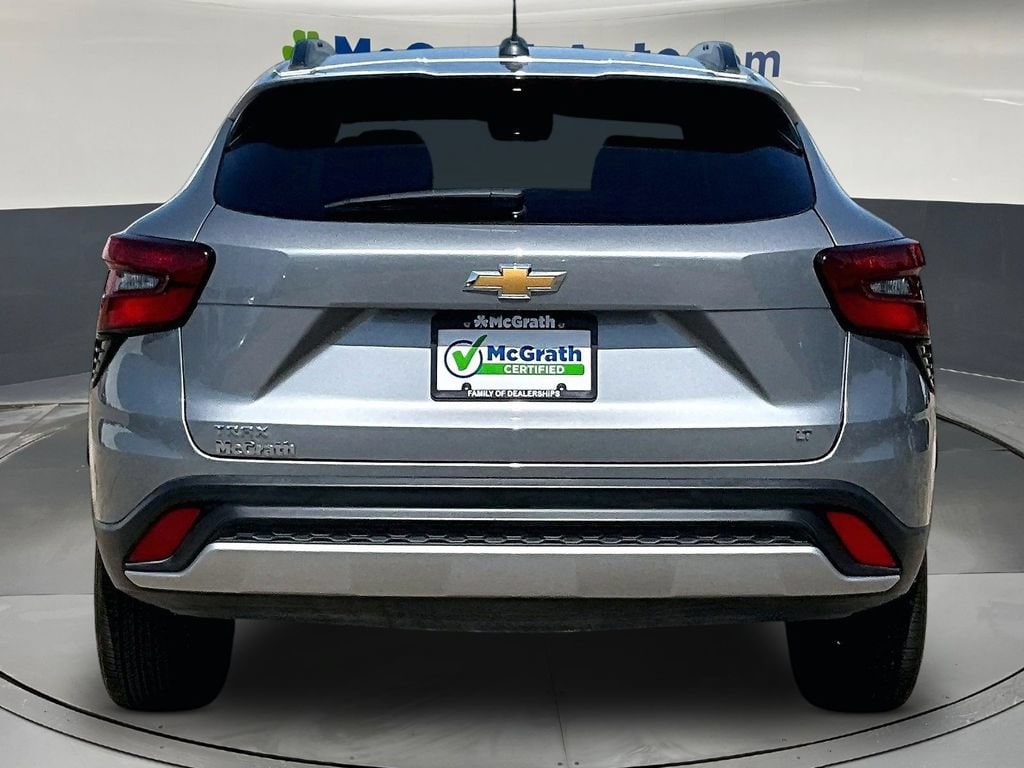 2025 Chevrolet Trax LT - Photo 6