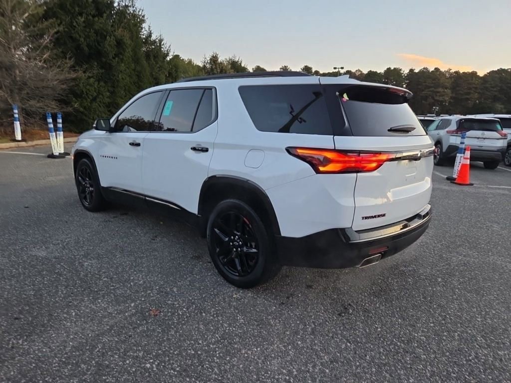 2023 Chevrolet Traverse Premier photo 3