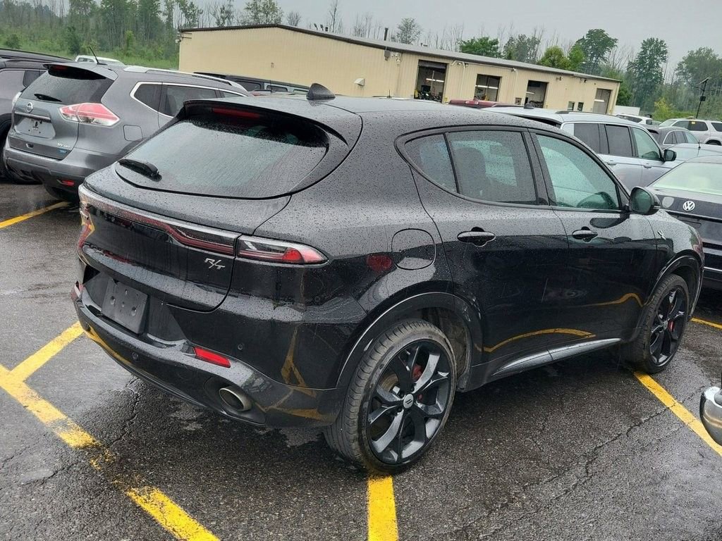2024 Dodge Hornet R/T photo 3