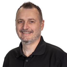 Staff member Monty Alexander from ID_0efbbe0e92e9