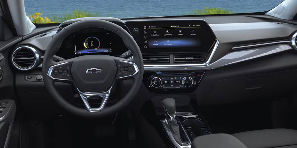 2025 Chevy Trax interior dash